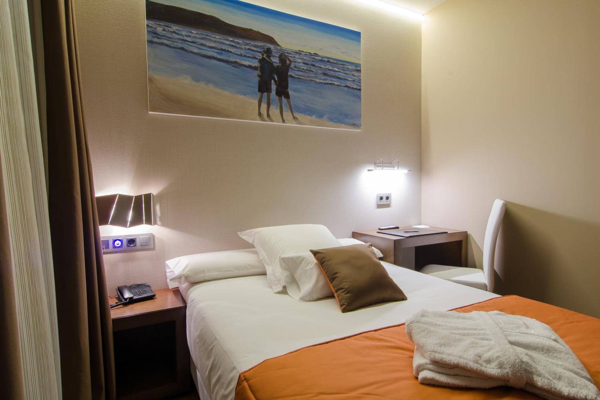 Agua De Mar Hotel Boutique Vigo Room photo